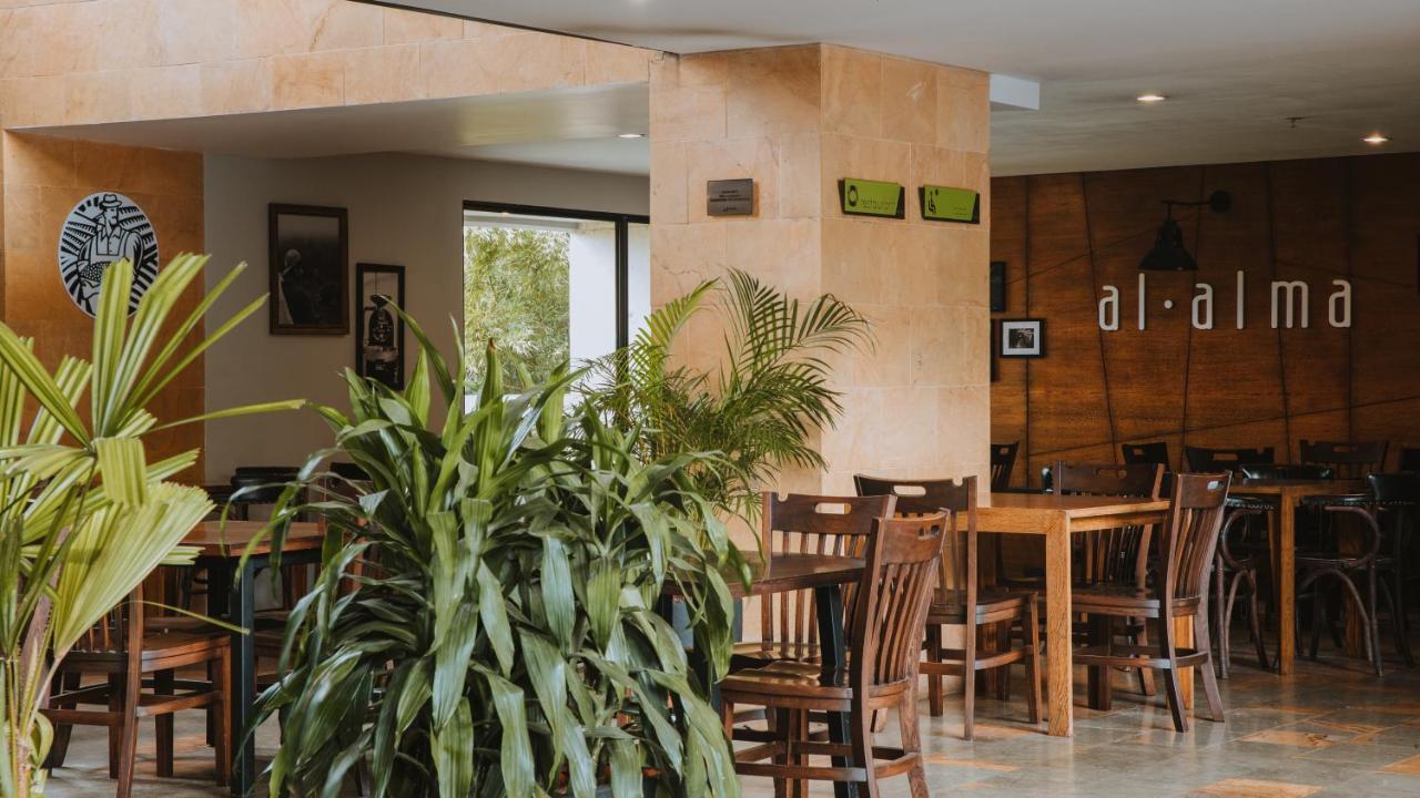 Travelers Rio Verde Living Suites Rionegro Ngoại thất bức ảnh