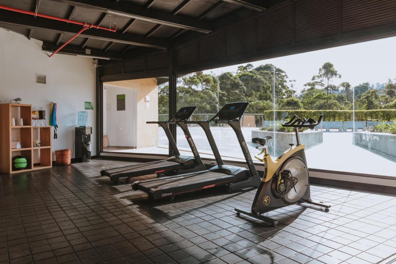 Travelers Rio Verde Living Suites Rionegro Ngoại thất bức ảnh